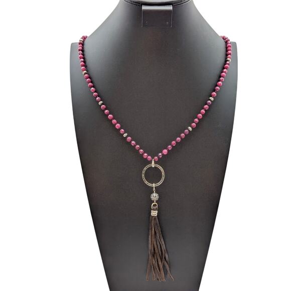 Lucky Brand Boho Wine Crystal Rhinestone Leather Tassel 34"-35.5" Necklace - Picture 7 of 8